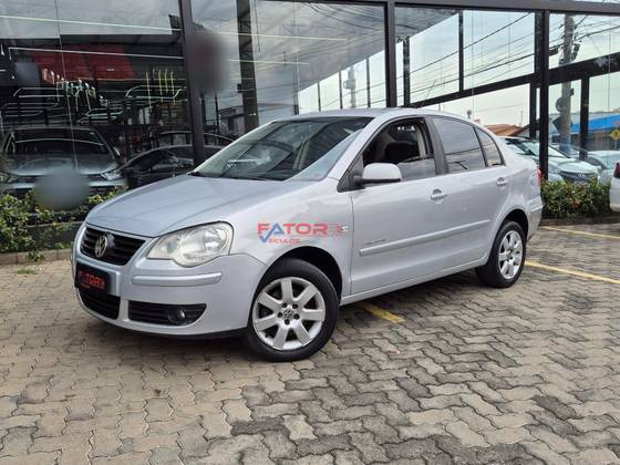 VOLKSWAGEN POLO SEDAN 1.6 MI COMFORTLINE 8V FLEX 4P MANUAL VOLKSWAGEN POLO SEDAN 1.6 MI COMFORTLINE 8V FLEX 4P MANUAL